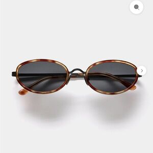 VEHLA reign oval Tortoiseshell Sunglasses